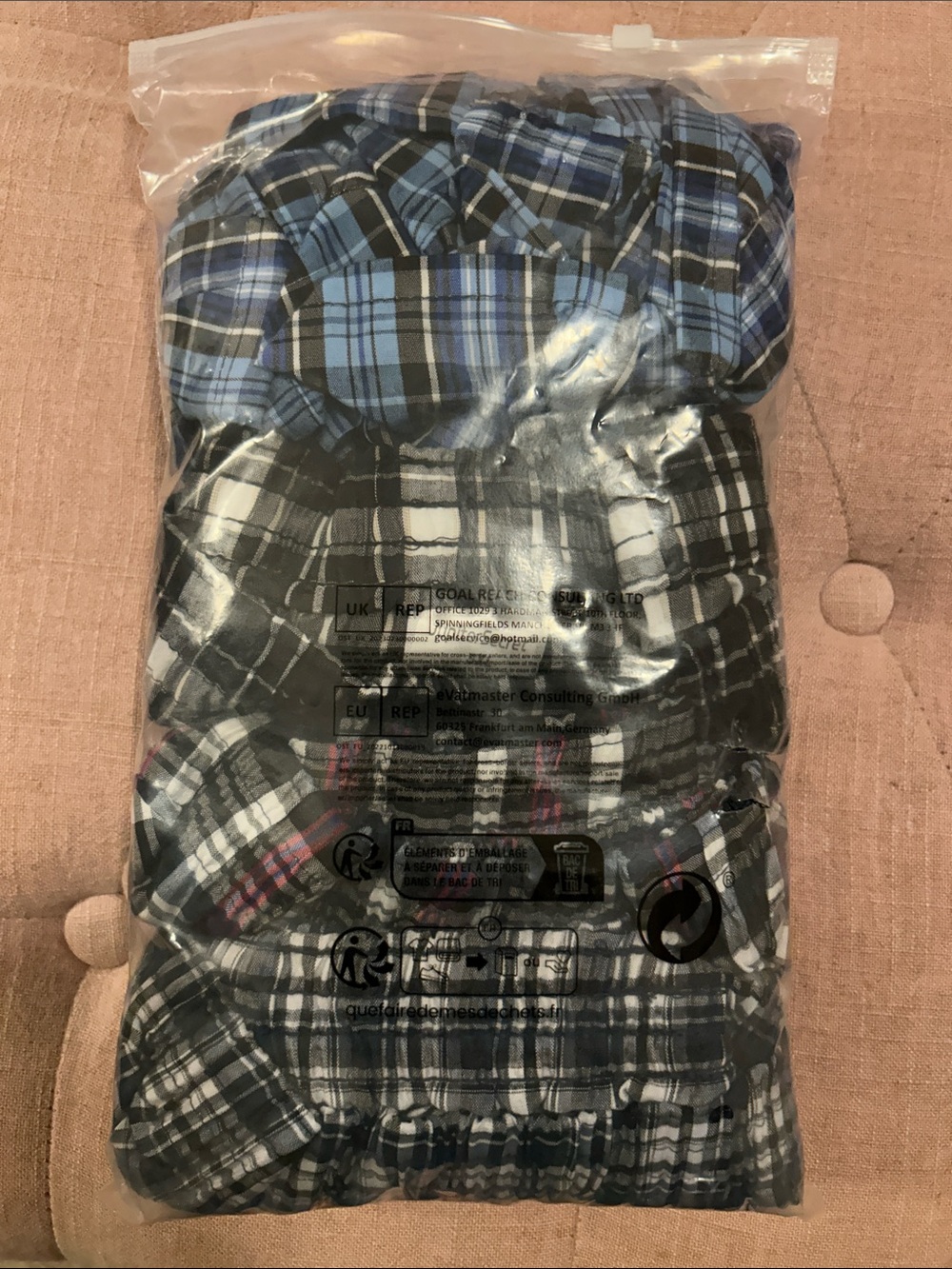 Men’s Plaid Boxers - Blue & Gray - Pack of 4. Still in bag. 5 XL
